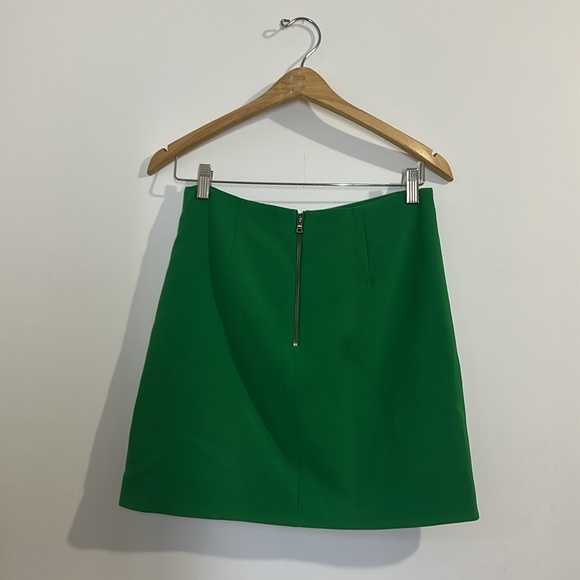 NWT ALICE AND OLIVIA RUCHED GREEN MINI SKIRT SIZE 6 - Picture 5 of 5
